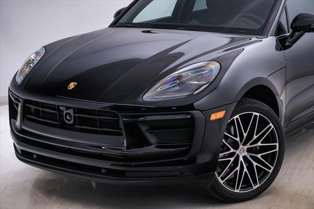 Photo of 2024 Black Porsche Macan