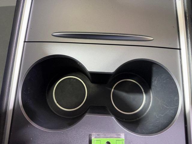 Photo of 2023 Gray Tesla Model 3