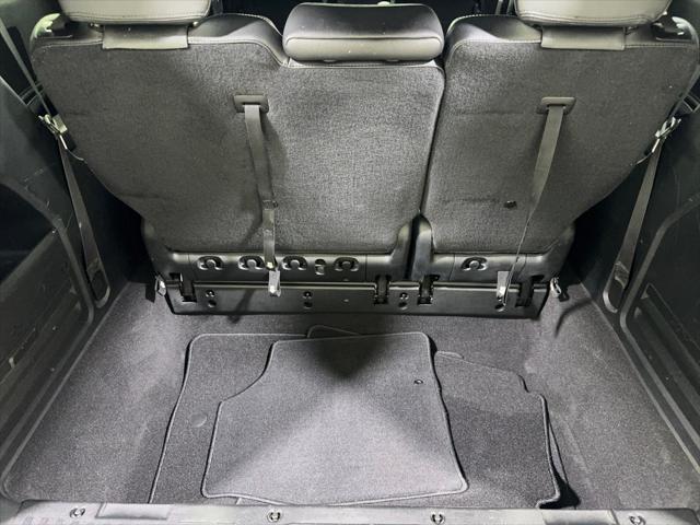 Photo of 2018 Granite Pearlcoat Dodge Grand Caravan