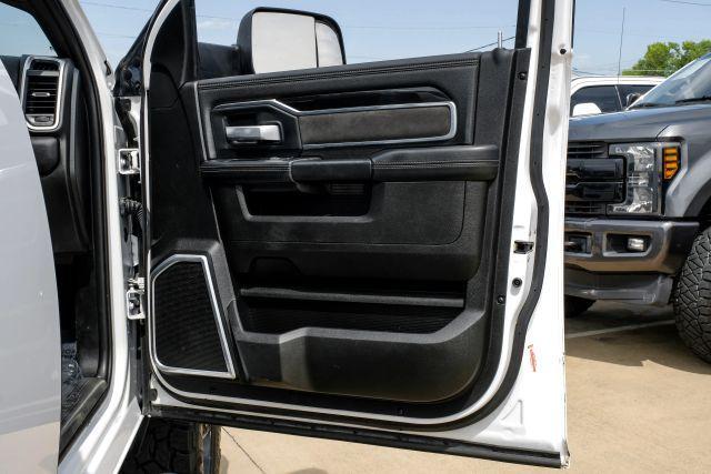 Photo of 2022 White RAM 2500