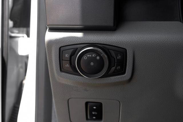 Photo of 2022 White Ford F-450