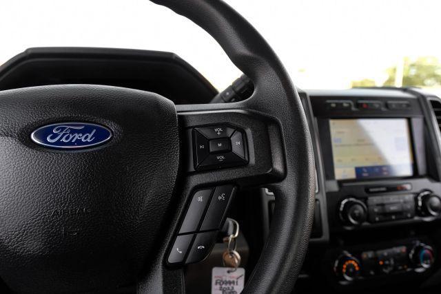 Photo of 2022 White Ford F-450