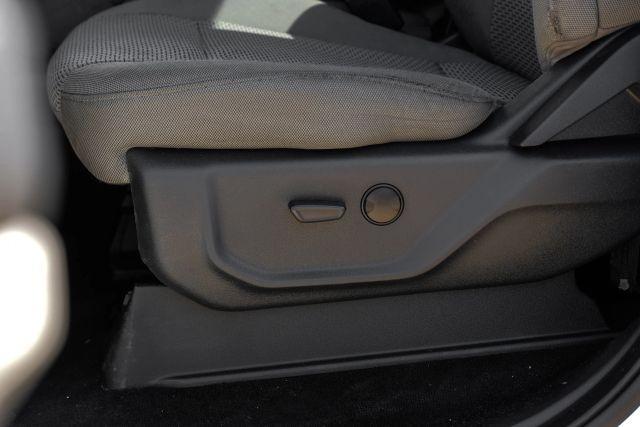 Photo of 2022 White Ford F-450