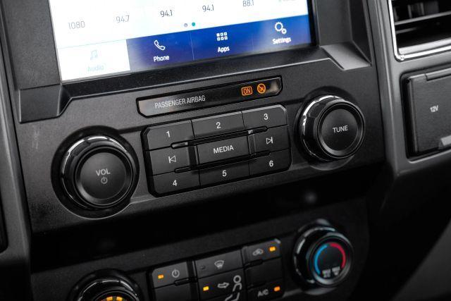 Photo of 2022 White Ford F-450