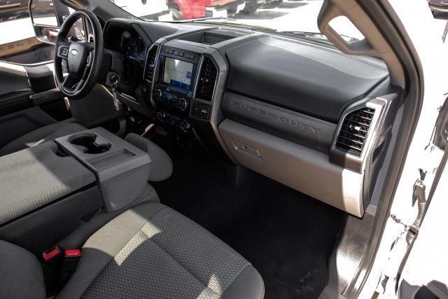 Photo of 2022 White Ford F-450