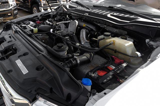 Photo of 2022 White Ford F-450