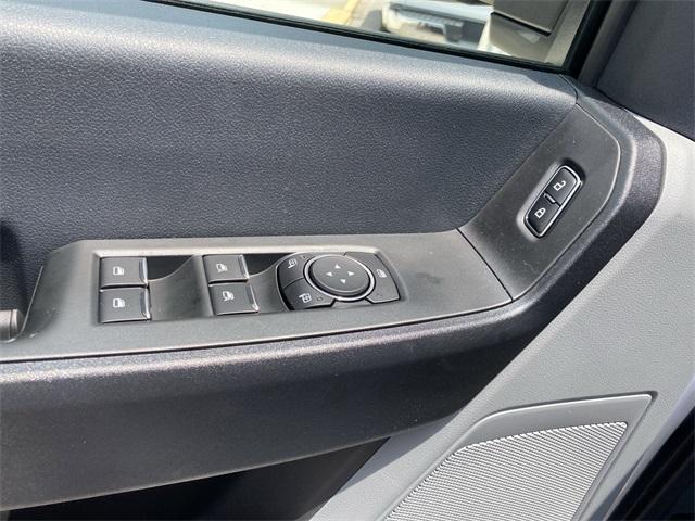 Photo of 2025 Oxford White Ford F-250