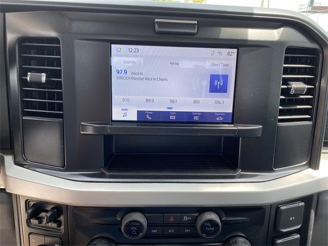 Photo of 2025 Oxford White Ford F-250