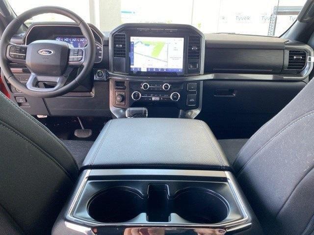 Photo of 2023 Hot Pepper Red Metallic Tinted Clearcoat Ford F-150