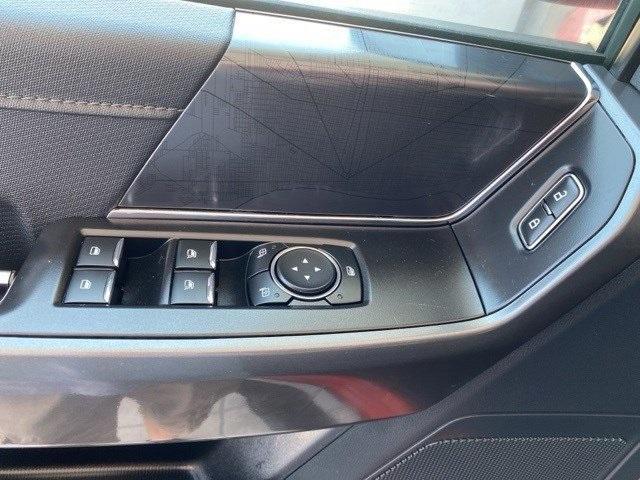 Photo of 2023 Hot Pepper Red Metallic Tinted Clearcoat Ford F-150