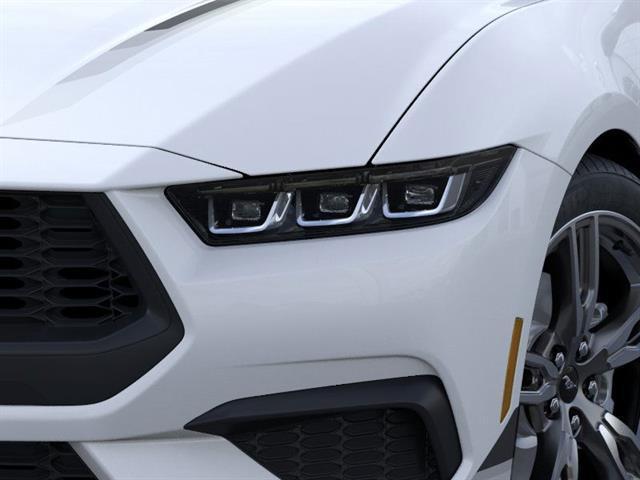 Photo of 2025 Oxford White Ford Mustang