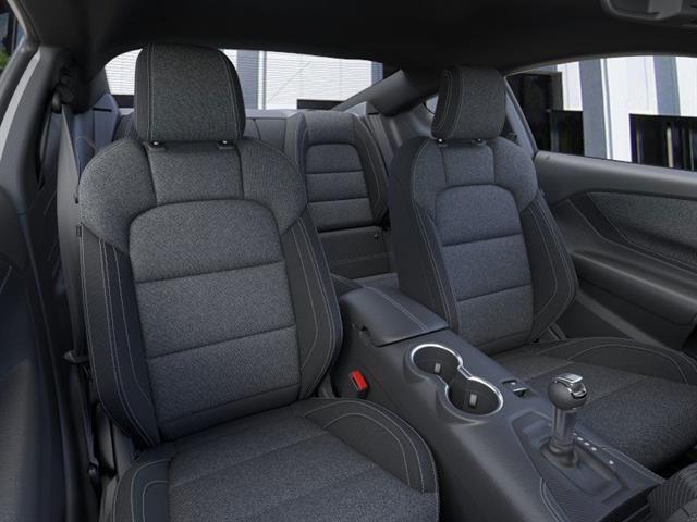 Photo of 2025 Oxford White Ford Mustang