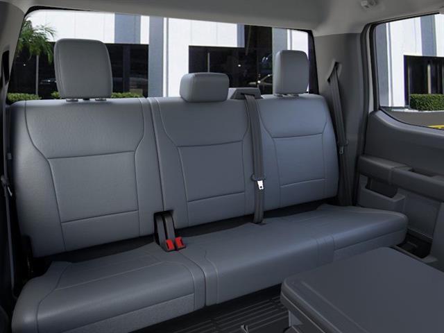 Photo of 2025 Oxford White Ford F-350