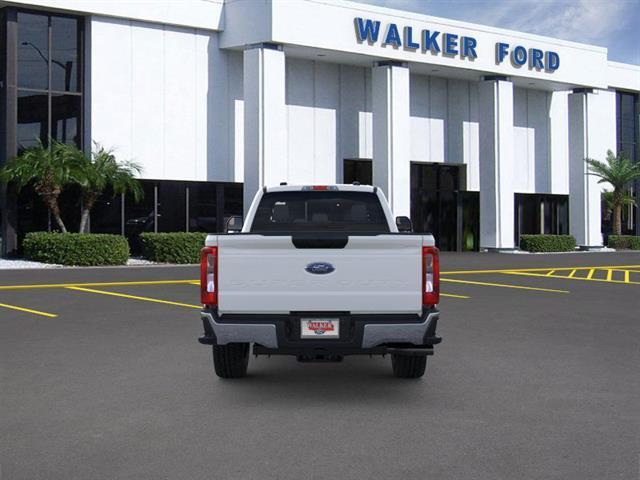Photo of 2025 Oxford White Ford F-350