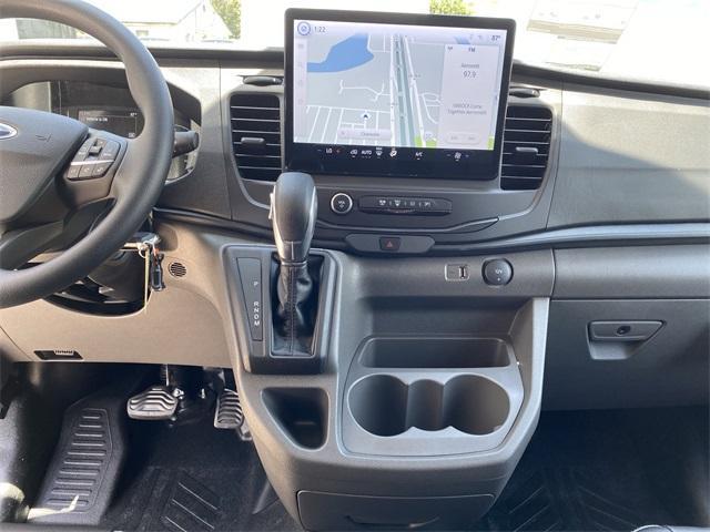 Photo of 2025 Oxford White Ford Transit-250