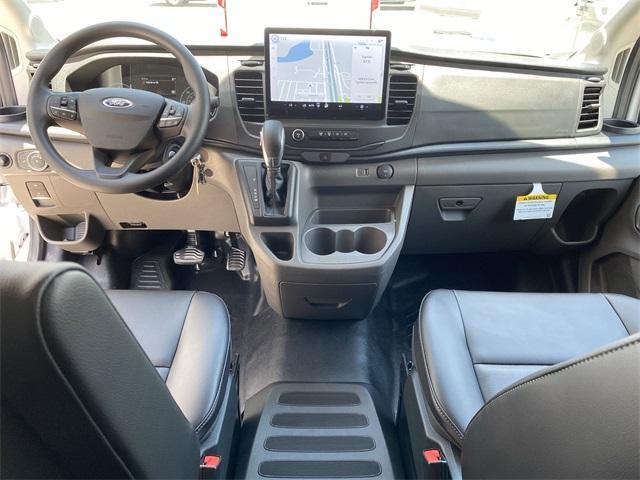 Photo of 2025 Oxford White Ford Transit-250