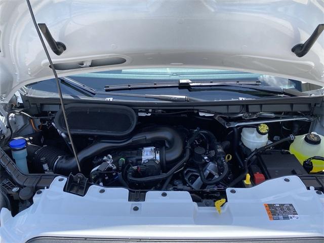 Photo of 2025 Oxford White Ford Transit-250