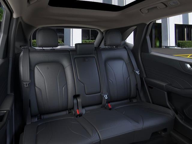 Photo of 2025 Star White Ford Escape