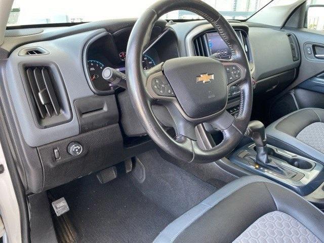 Photo of 2019 Summit White Chevrolet Colorado
