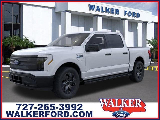 Photo of 2025 Oxford White Ford F-150 Lightning