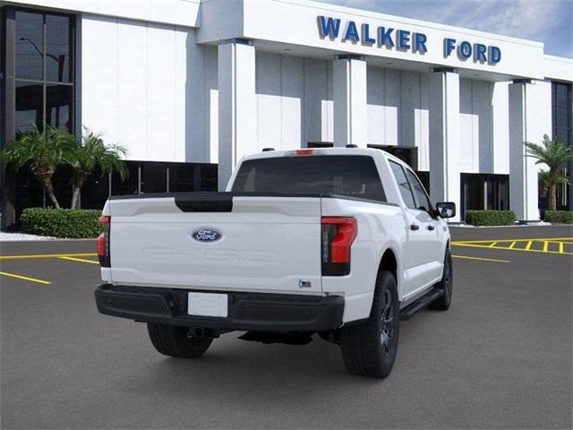 Photo of 2025 Oxford White Ford F-150 Lightning