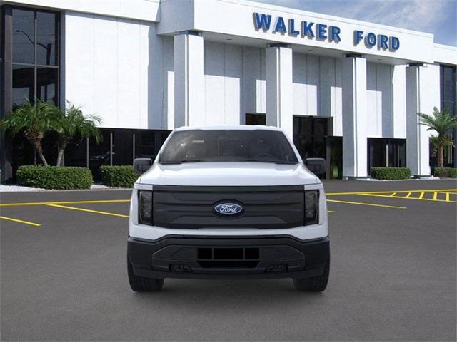 Photo of 2025 Oxford White Ford F-150 Lightning