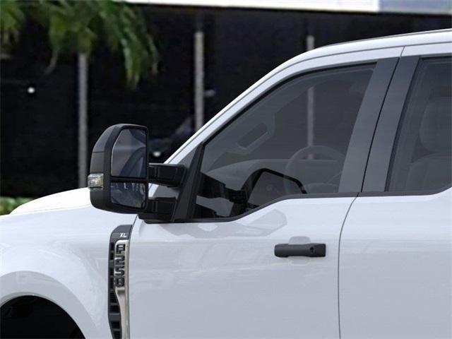 Photo of 2025 Oxford White Ford F-250