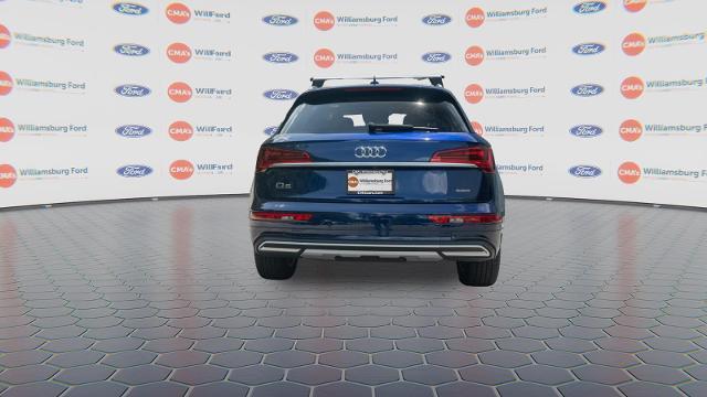 Photo of 2024 Navarra Blue Metallic Audi Q5