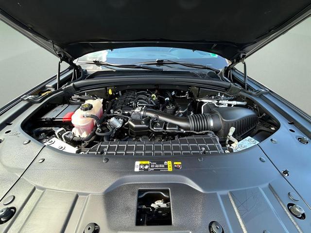 Photo of 2022 Metallic Jeep Grand Cherokee L