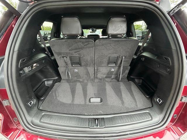 Photo of 2022 Velvet Red Pearlcoat Jeep Grand Cherokee L