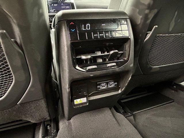 Photo of 2022 Velvet Red Pearlcoat Jeep Grand Cherokee L