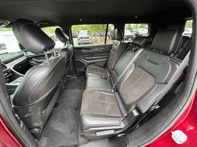 Photo of 2022 Velvet Red Pearlcoat Jeep Grand Cherokee L