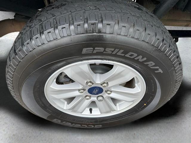 Photo of 2021 Oxford White Ford F-150