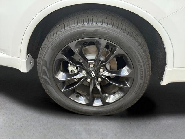 Photo of 2025 White Knuckle Clearcoat Dodge Durango