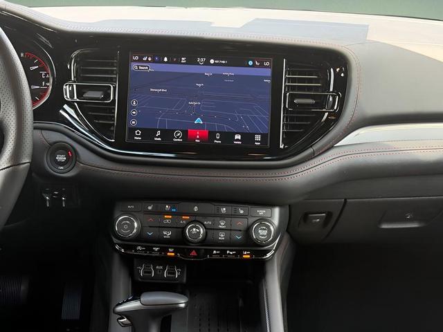 Photo of 2025 White Knuckle Clearcoat Dodge Durango
