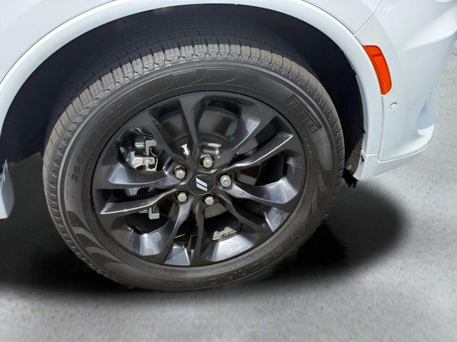 Photo of 2025 White Knuckle Clearcoat Dodge Durango