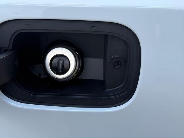 Photo of 2025 White Knuckle Clearcoat Dodge Durango