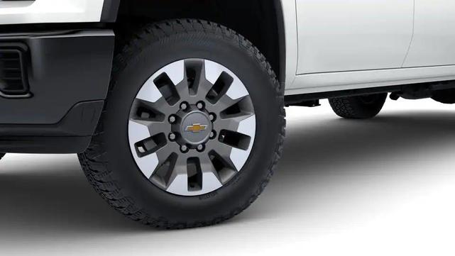 Photo of 2025 Summit White Chevrolet Silverado 2500