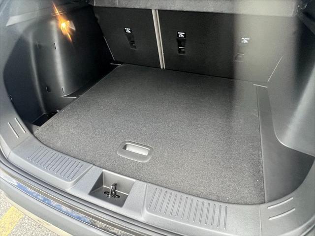 Photo of 2025 Mosaic Black Metallic Chevrolet Trax