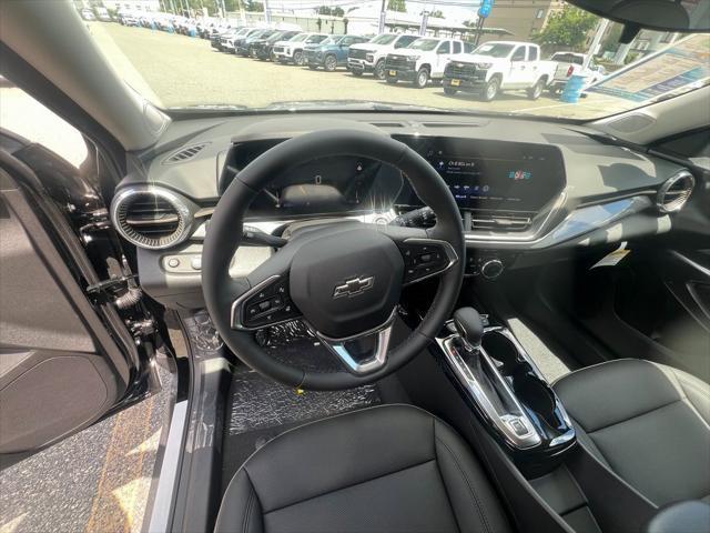 Photo of 2025 Mosaic Black Metallic Chevrolet Trax
