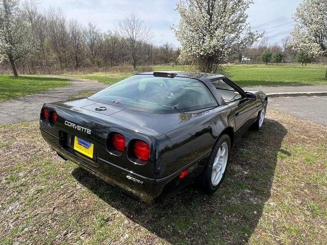 Photo of 1995 Black Chevrolet Corvette