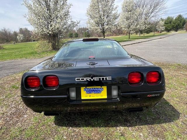 Photo of 1995 Black Chevrolet Corvette