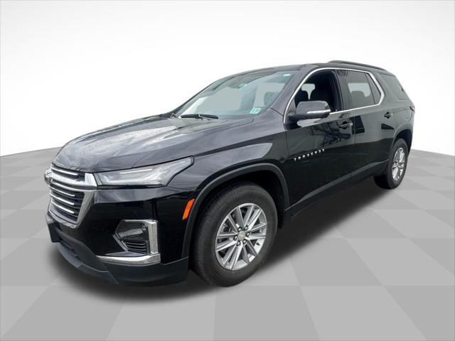 Photo of 2022 Mosaic Black Metallic Chevrolet Traverse