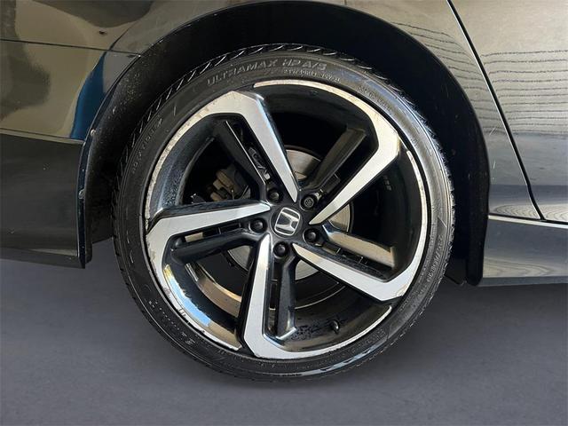 Photo of 2020 Crystal Black Pearl Honda Accord