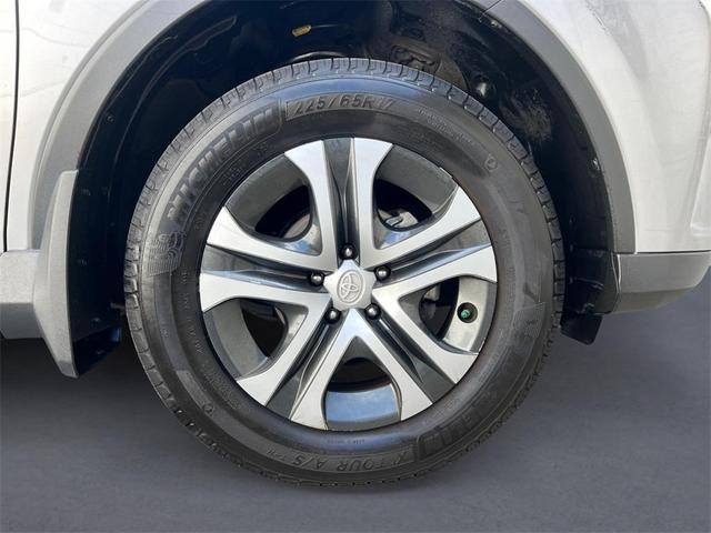 Photo of 2018 Silver Sky Metallic Toyota RAV4