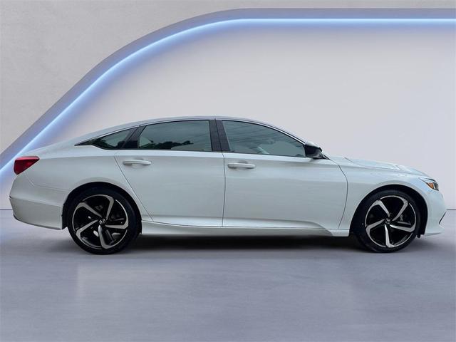 Photo of 2022 Platinum White Pearl Honda Accord