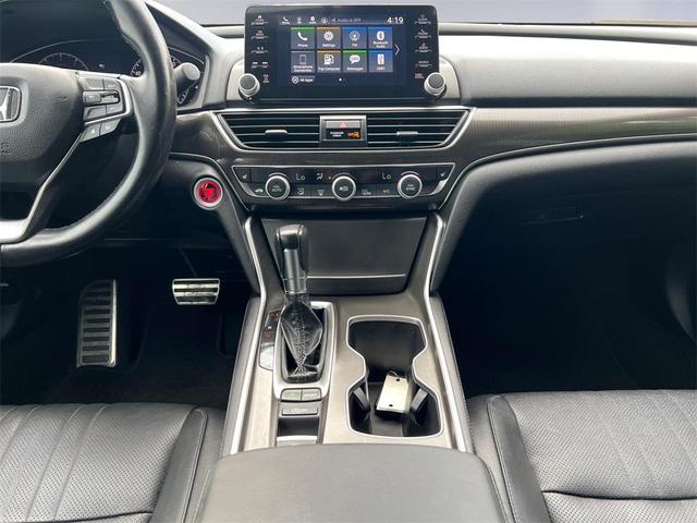 Photo of 2022 Platinum White Pearl Honda Accord