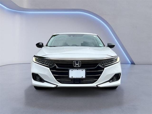 Photo of 2022 Platinum White Pearl Honda Accord