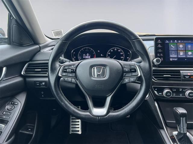 Photo of 2022 Platinum White Pearl Honda Accord