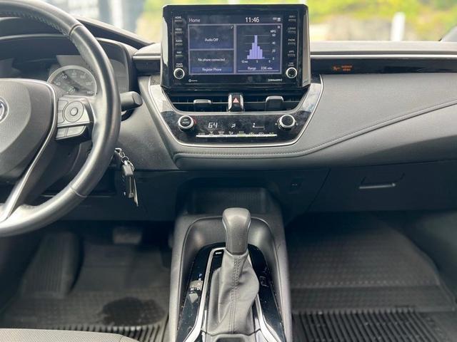 Photo of 2022 Classic Silver Metallic Toyota Corolla